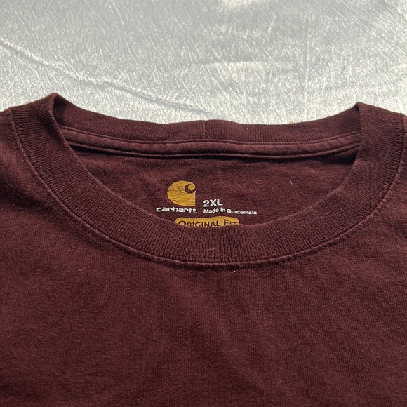 SOLD OUT Carhartt burgundy men tee long sleeve 2 XL - Picture 2 of 5